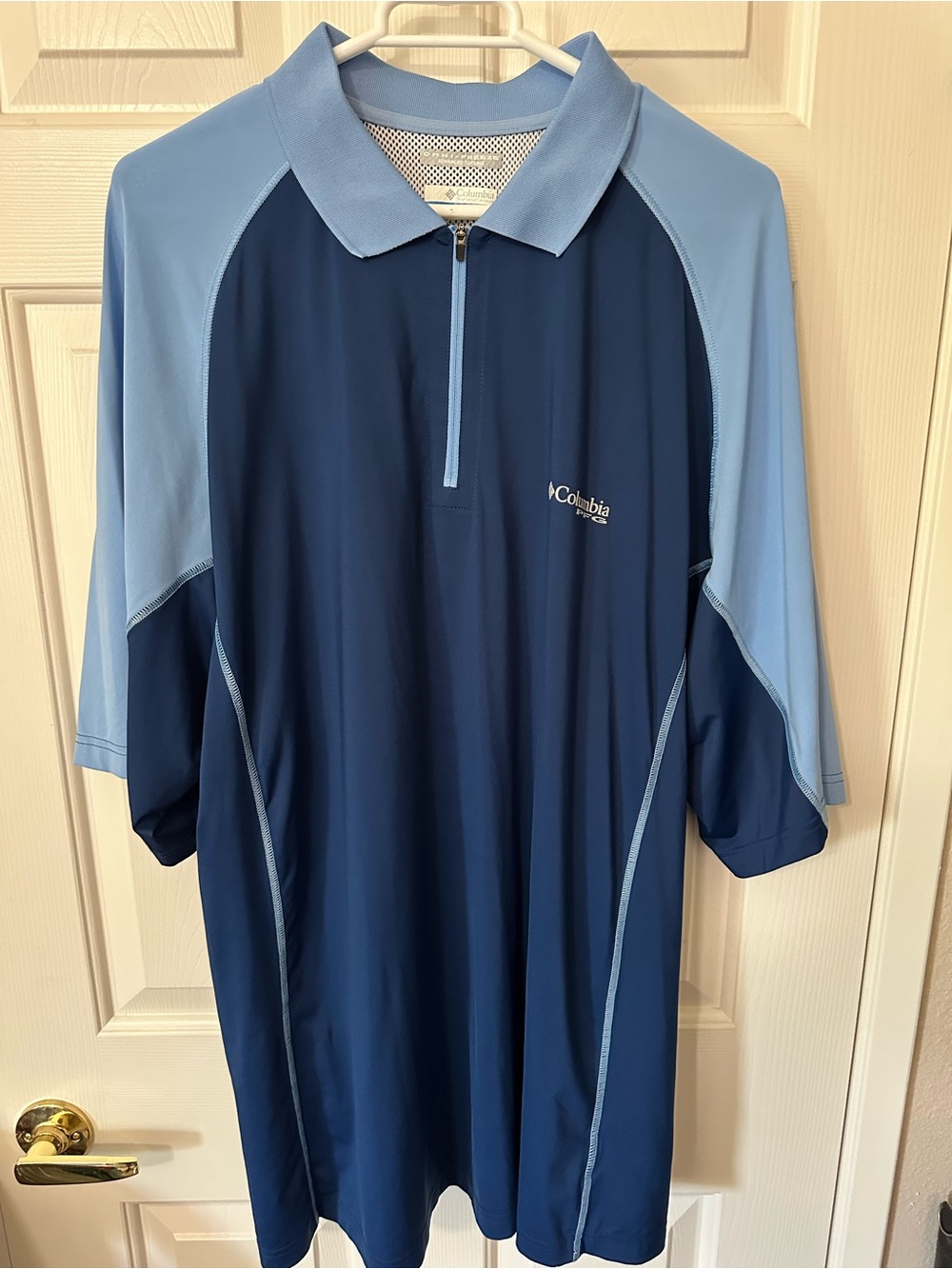 Columbia Omni-Freeze Colorblock Half-Zip Collared Polo Navy/Blue Short 2XL